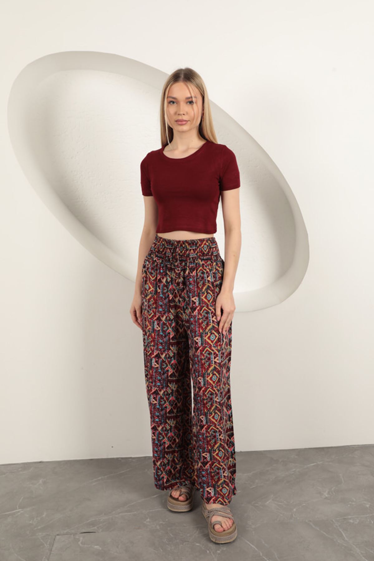 Viskon Kumaş Desenli Pantolon-Kırmızı