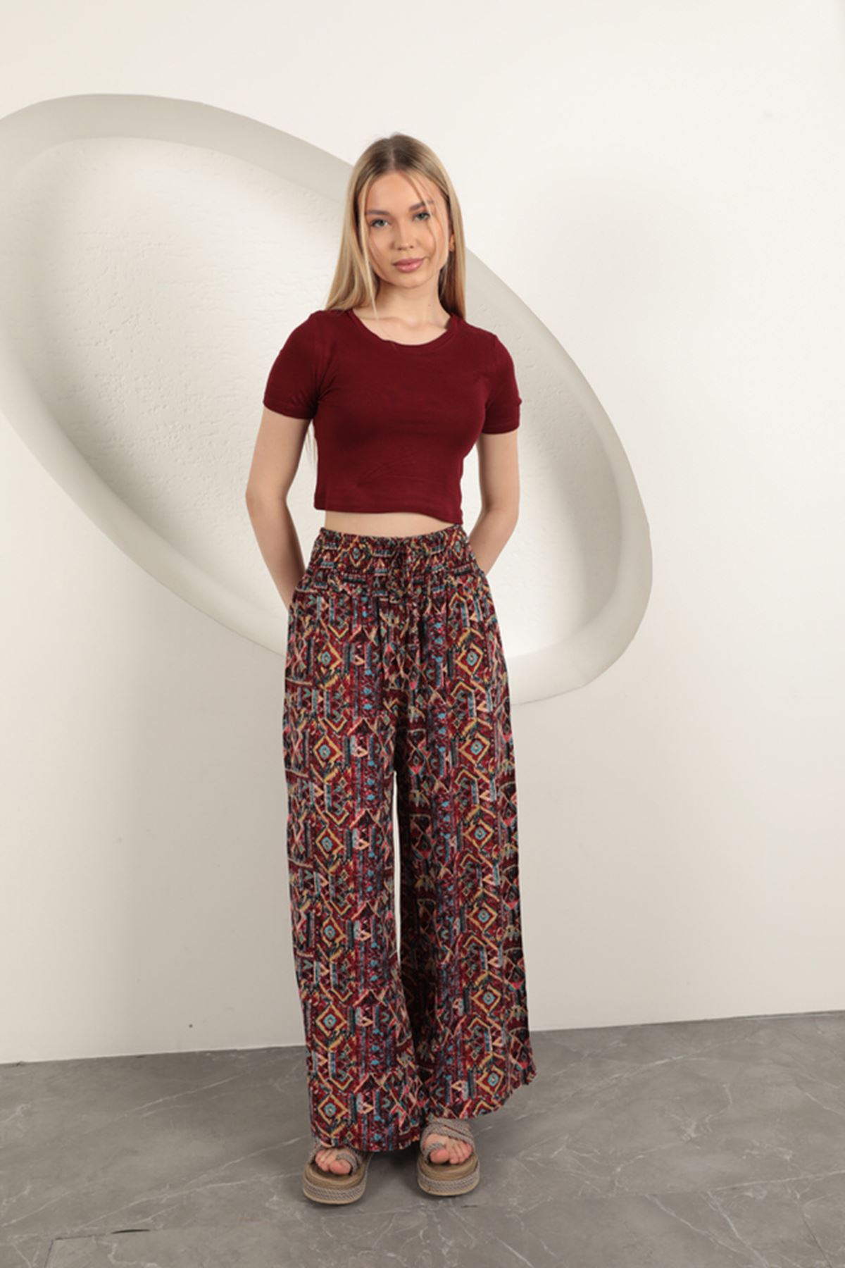 Viskon Kumaş Desenli Pantolon-Kırmızı