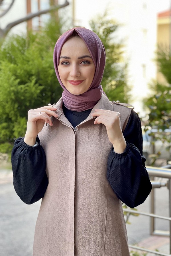 Moda Çizgi Yakalı Yelek
