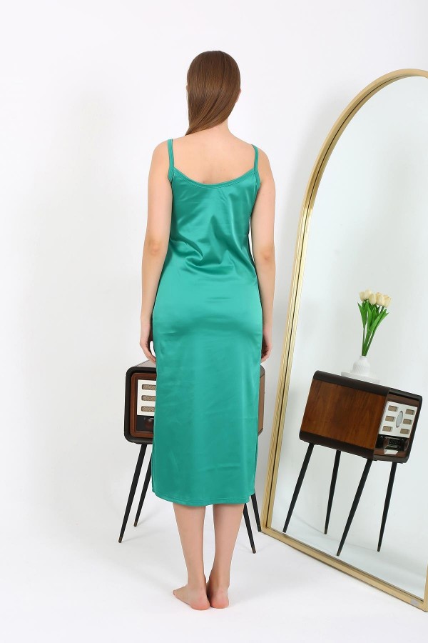 Moda Çizgi Yırtmaçlı Uzun Saten Gecelik Zümrüt 7410
