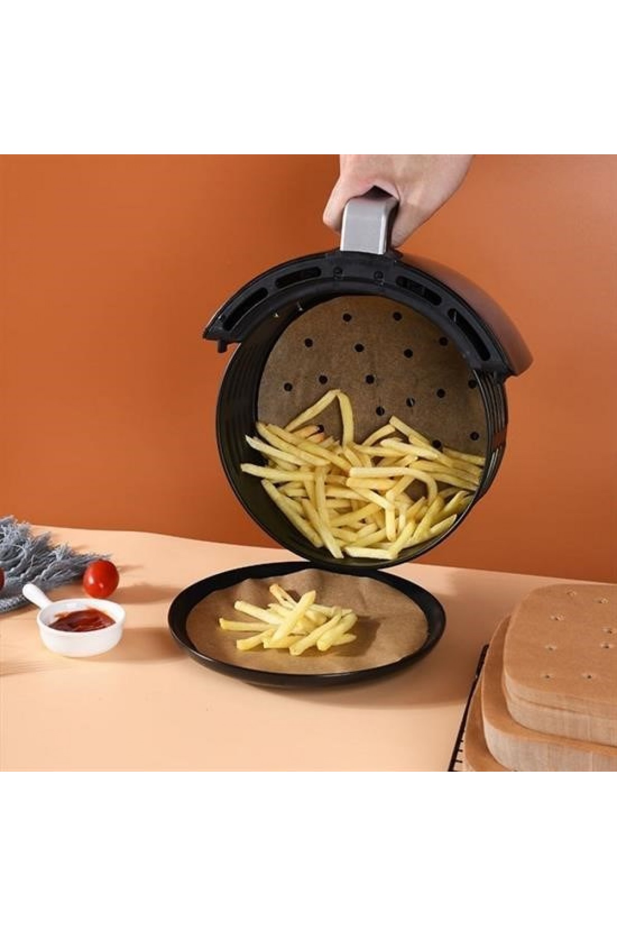 100 Adet  Air Fryer Pişirme Kağıdı Tek Kullanımlık Hava Fritözü Yuvarlak Delikli Model